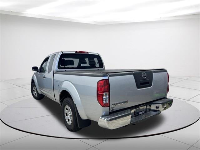 $12917 : Pre-Owned 2010 Frontier XE image 3