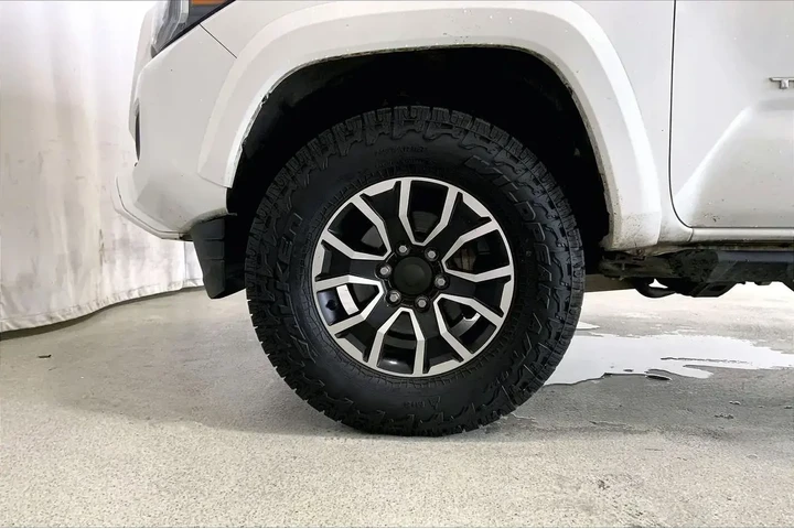 $35791 : Toyota Tacoma 2023 4x4 TRD P image 6