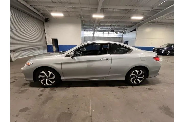 $14917 : Honda Accord 2016 LX-S 2dr C image 6
