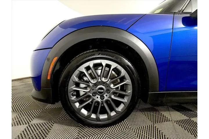 $29993 : MINI Hardtop 4 Door 2025 Coo image 8