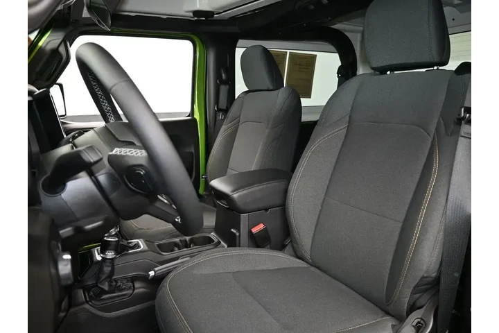 $31502 : Jeep Wrangler 2025 4x4 Sport image 10