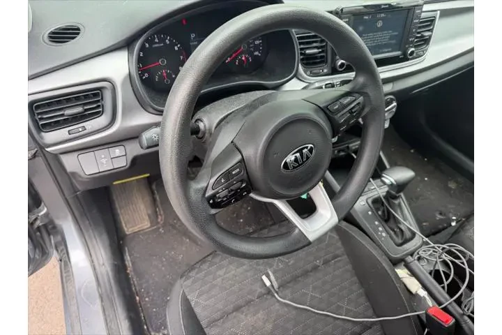 $9566 : Kia Rio 2020 S 4dr Sedan image 7