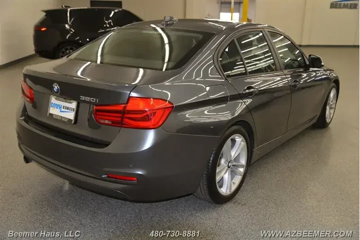$11998 : BMW 3 Series 2018 320i 4dr S image 8