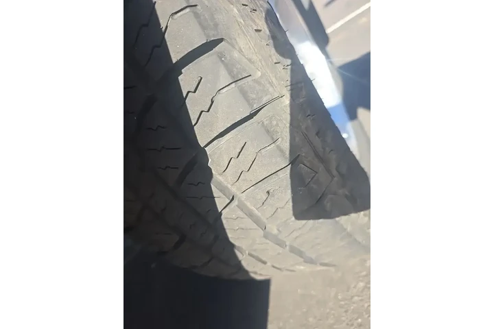 Chevrolet Silverado 1500 201 image 4