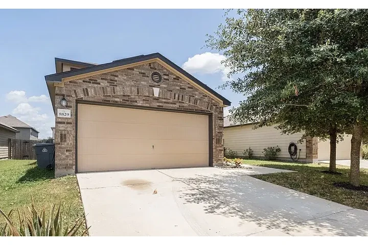 $1350 : HOME FOR RENT IN AUSTIN TX image 3