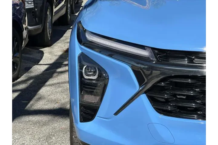 $23995 : Chevrolet Trax 2024 RS 4dr C image 6