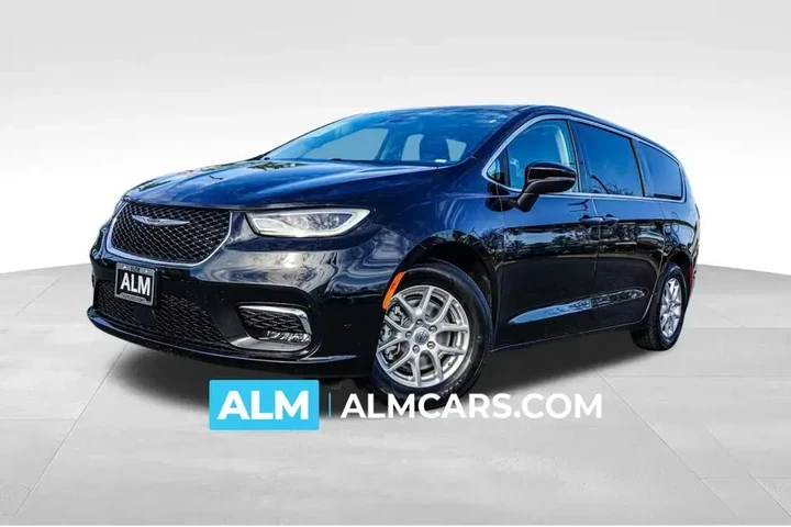$23720 : Chrysler Pacifica 2023 Touri image 1