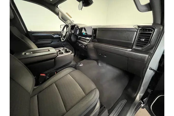 $39772 : Chevrolet Silverado 1500 202 image 10