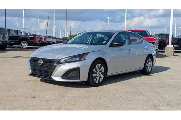 $18500 : Nissan Altima 2024 2.5 S 4dr image 10