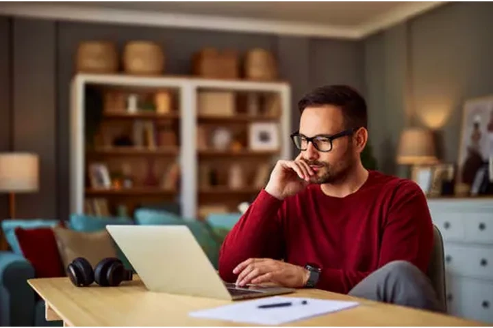 contratando urgentemente image 1