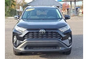 $27495 : Toyota RAV4 2021 AWD XLE 4dr thumbnail