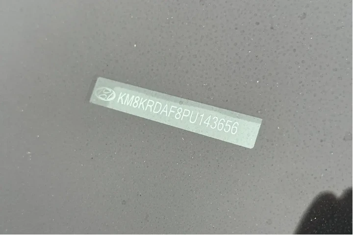 $29990 : Hyundai IONIQ 5 2023 AWD Lim image 8