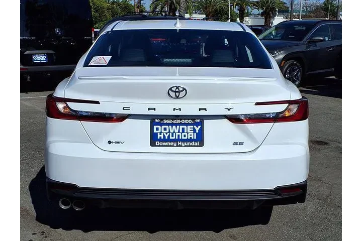 $29647 : Toyota Camry 2025 SE 4dr Sed image 5
