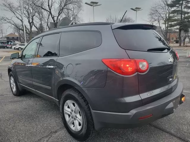 $2995 : 2011 Traverse LS image 5