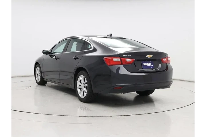 $17998 : Chevrolet Malibu 2023 LT 4dr image 2