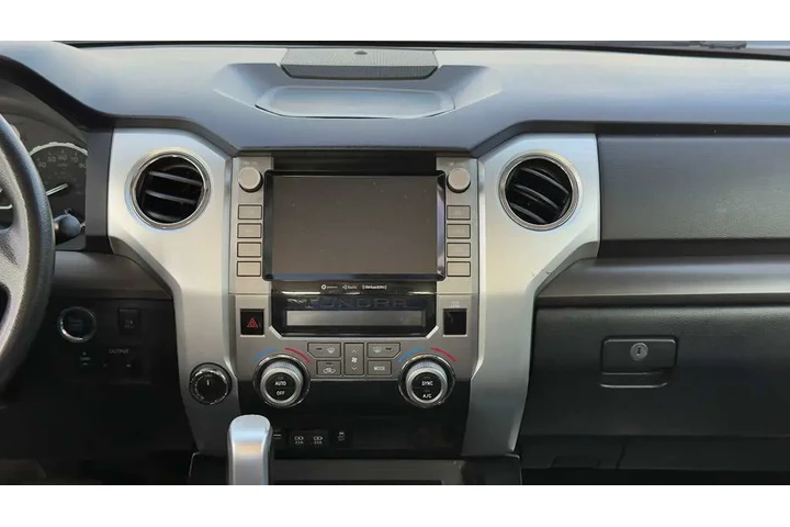 $27900 : Toyota Tundra 2021 image 8