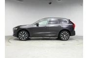 $25998 : Volvo XC60 2022 B5 Momentum thumbnail