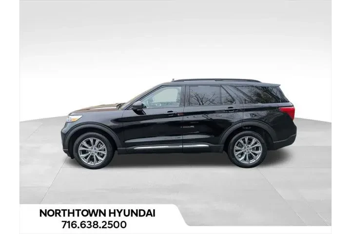 $32636 : Ford Explorer 2023 AWD XLT 4 image 2