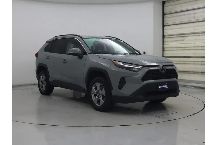 $26998 : Toyota RAV4 2023 AWD XLE 4dr image 1
