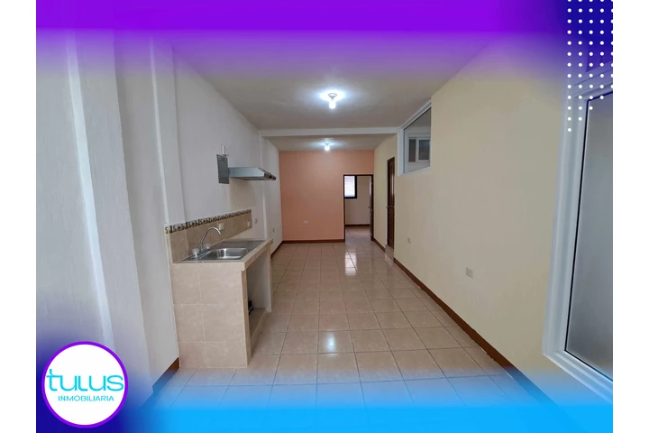 $3550 : APARTAMENTO EN RENTA EN ZONA 4 image 1