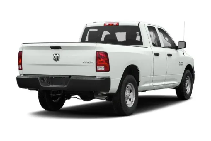 $8995 : Ram 1500 2018 4x4 Express 4d image 3