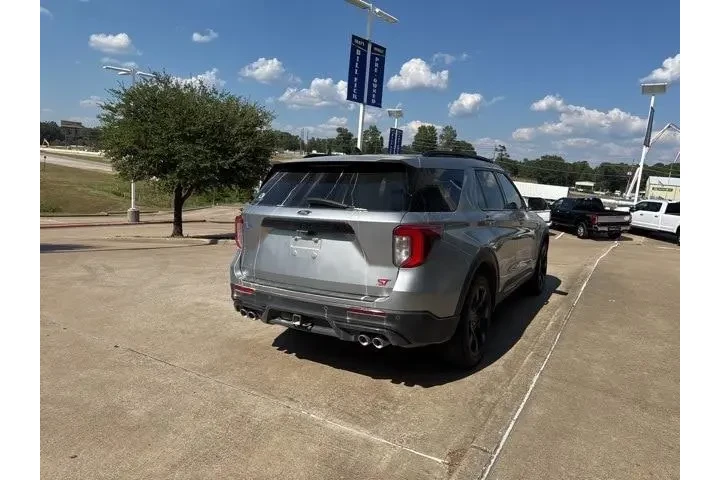 $29488 : Ford Explorer 2021 AWD ST 4d image 7