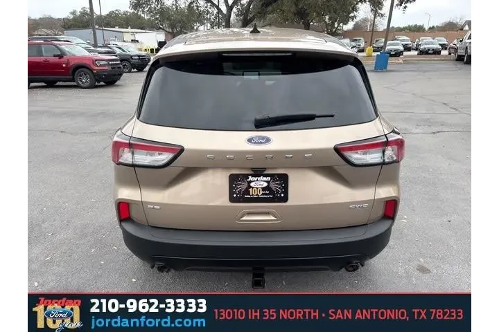 $16975 : Ford Escape 2021 AWD SE 4dr image 4