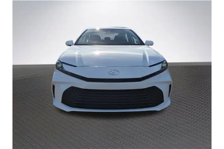 $25988 : Toyota Camry 2026 LE 4dr Sed image 3