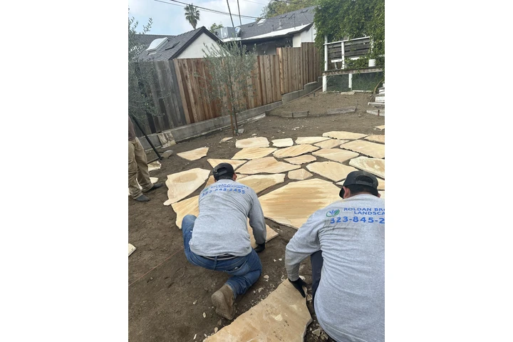 Servicio de jardinería en LA image 1