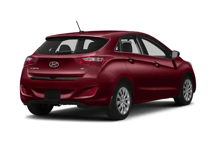 $9827 : Hyundai ELANTRA GT 2016 4dr image 3