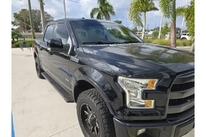 $21924 : Ford F-150 2016 4x4 Lariat 4 image 4