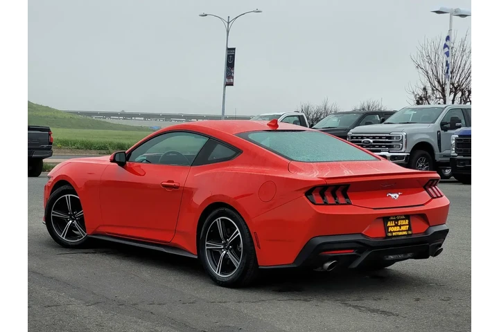 $27989 : Ford Mustang 2024 EcoBoost 2 image 6