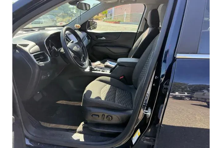 $17000 : Chevrolet Equinox 2021 LT 4d image 10