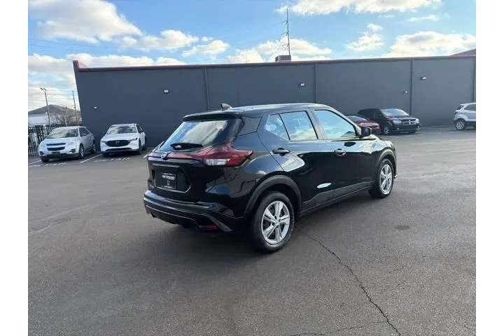$15980 : Nissan Kicks 2021 S 4dr Cros image 6