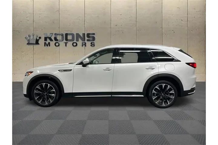 $30000 : Mazda CX-90 Plug-in Hybrid 2 image 4