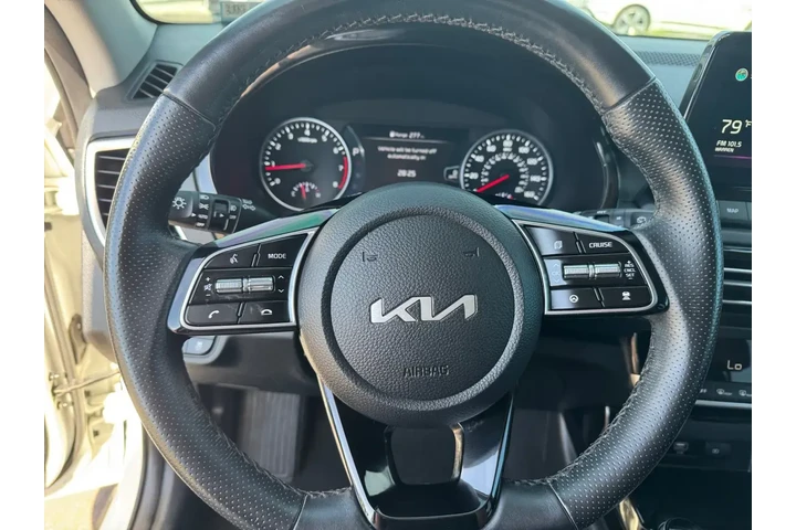 Kia Seltos 2022 AWD SX 4dr S image 9