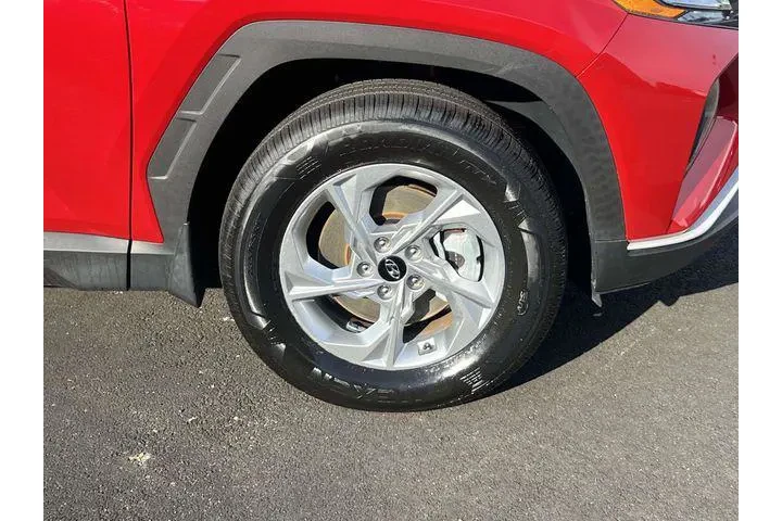 $19898 : Hyundai TUCSON 2022 AWD SE 4 image 7