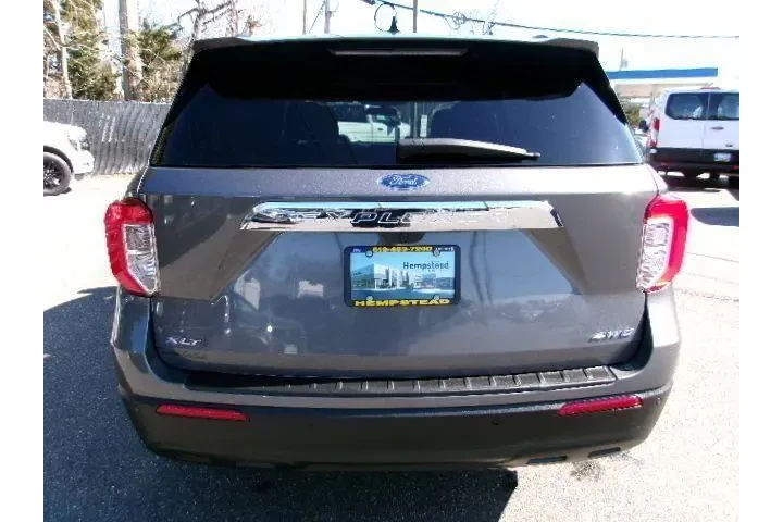 $30996 : Ford Explorer 2023 AWD XLT 4 image 7