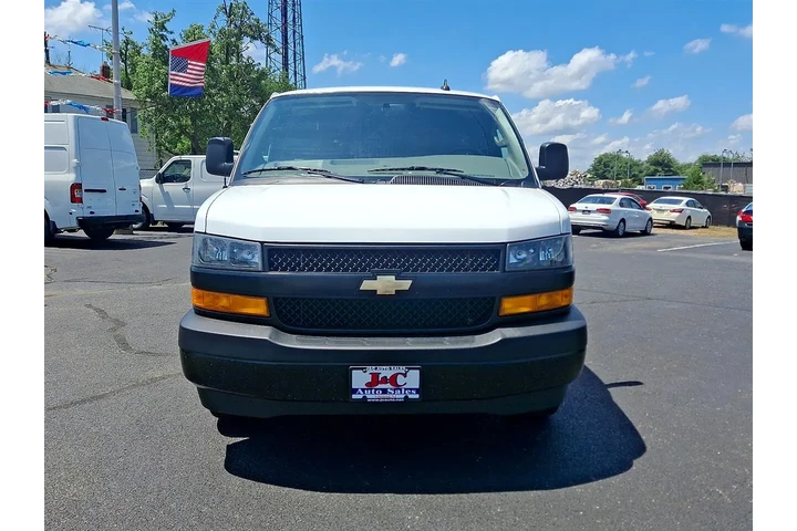 $22400 : 2023 Express 2500 Cargo image 2