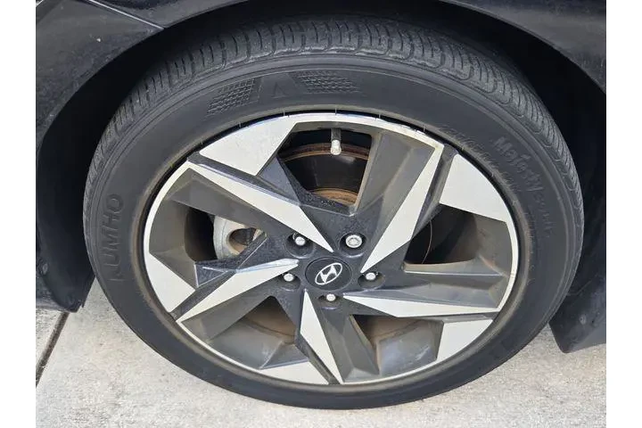 $19877 : Hyundai ELANTRA 2023 Limited image 8