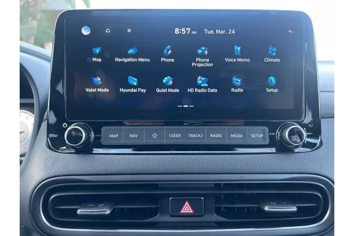 $22995 : Hyundai KONA 2023 Limited 4d image 8