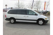 $4995 : 2000 Grand Caravan SE thumbnail