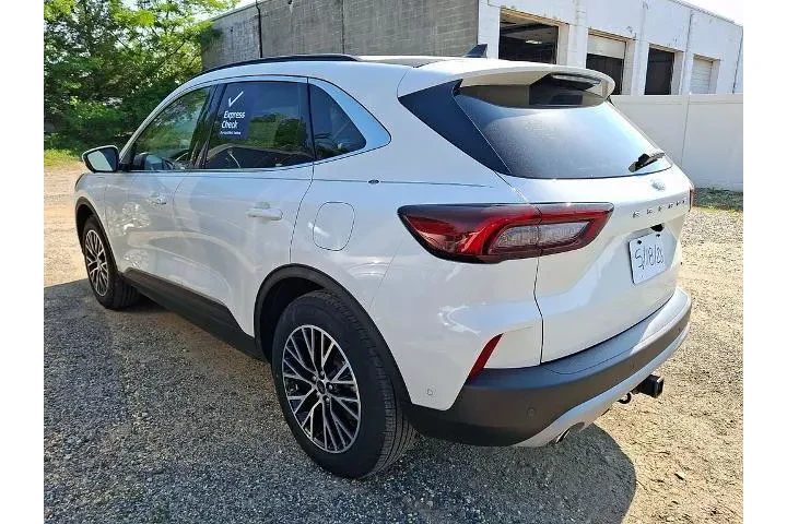 $27792 : Ford Escape Plug-In Hybrid 2 image 6