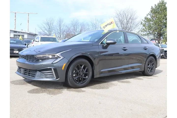 $21677 : Kia K5 2025 LXS 4dr Sedan image 5