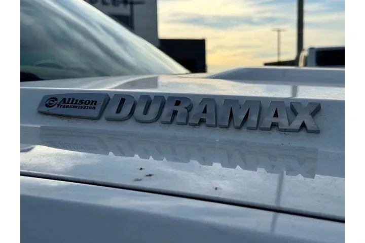 $31889 : GMC Sierra 3500HD CC 2017 4x image 9