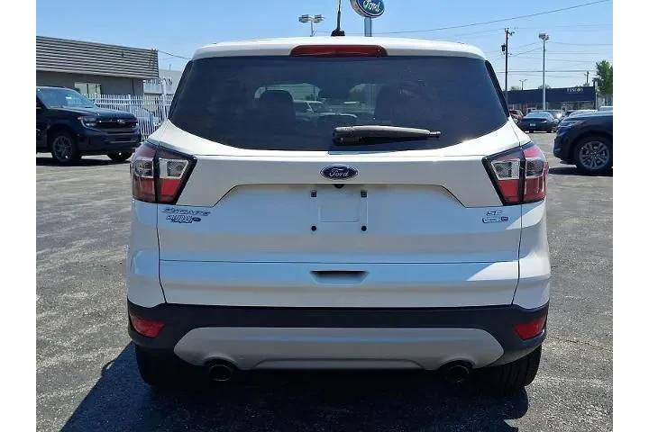 $13045 : Ford Escape 2017 AWD SE 4dr image 5