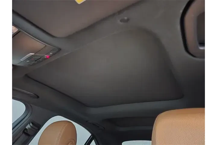 $25720 : Mercedes-Benz C-Class 2021 C image 10