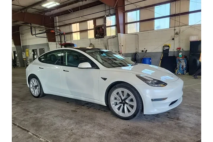 $22490 : Tesla Model 3 2023 4dr Sedan image 3