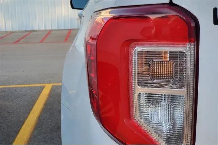 $25495 : Ford Explorer 2022 XLT 4dr S image 6