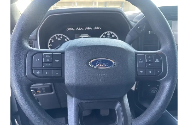 $37868 : Ford F-150 2023 4x4 XL 4dr S image 8